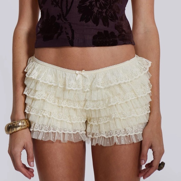 Jaded London Pants - Jaded London Vanilla Rhea Lace Bloomer Shorts